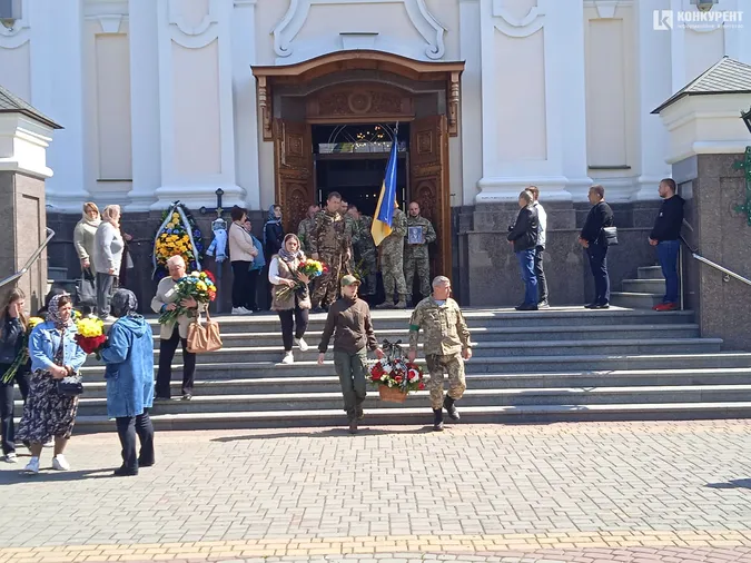 У Луцьку попрощалися із полеглим Героєм Миколою Шевчуком (фото, відео)