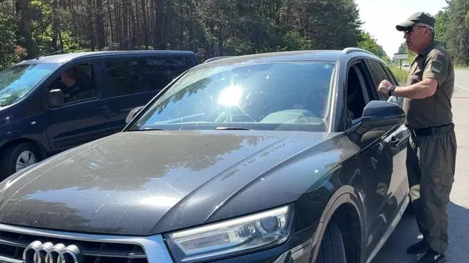 На в'їзді до Шацького нацпарку вже зібрали майже пів мільйона гривень (фото, відео)