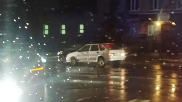 На вулиці Конякіна у Луцьку легковик збив людину (фото)