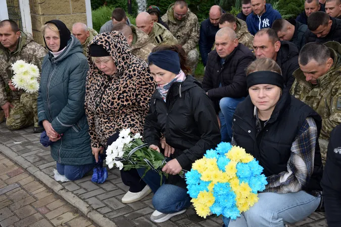 У Любешеві в останню дорогу провели прикордонника Володимира Губарика, який загинув влітку на Харківщині