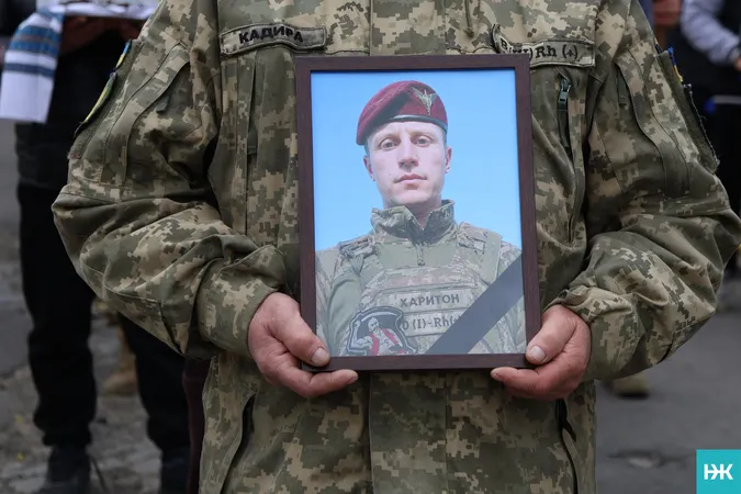 На Волині провели в останню дорогу Героя Володимира Ридчука (фото)