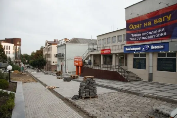 Інший погляд: назвали переваги й недоліки Луцька (фото) 