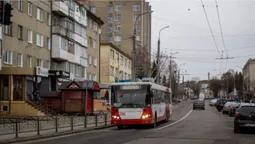 Вулицями Луцька курсує унікальний тролейбус (фото)