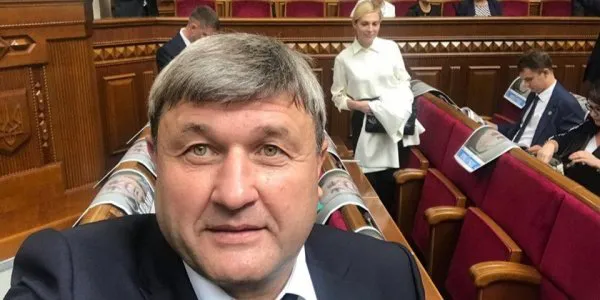 З горілкою і шашликом: «Слуга народу» планував застілля під час сесії Ради (фото)