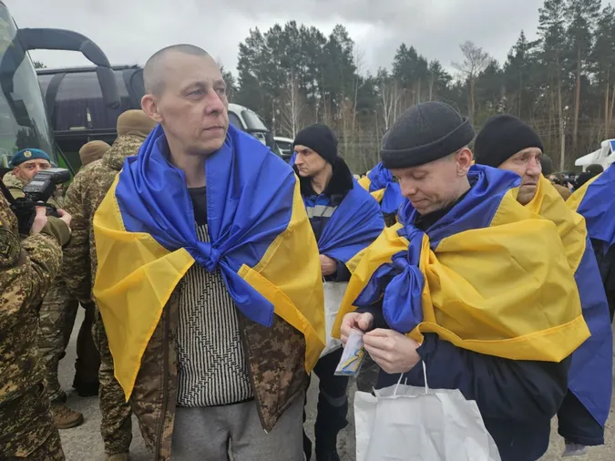 Наші вдома: відбувся новий обмін військовополоненими