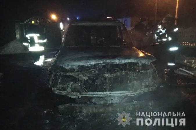 У Ковелі бізнесмену підпалили Lexus: подробиці (фото)