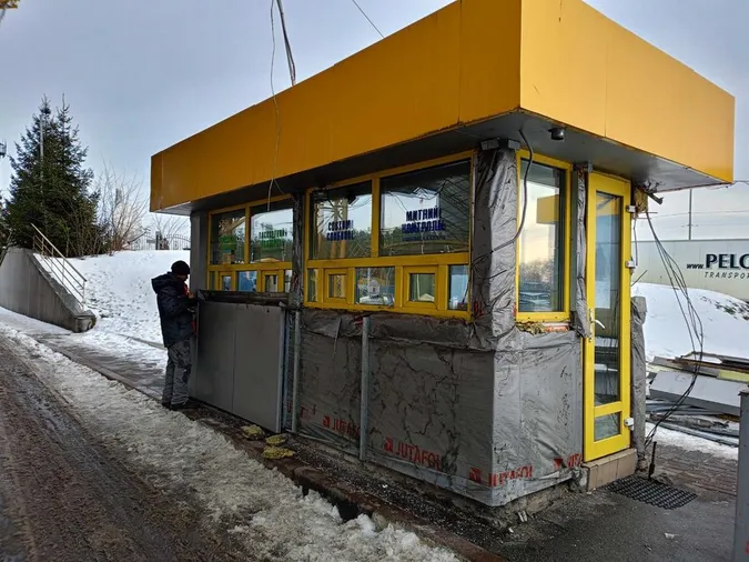 У пункті пропуску «Ягодин – Дорогуськ» оновлюють павільйони та встановлюють санітарні модулі (фото)
