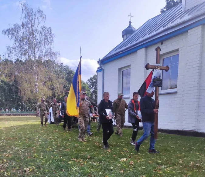 Волиняни провели в останню дорогу Героя Сергія Мельника (фото)