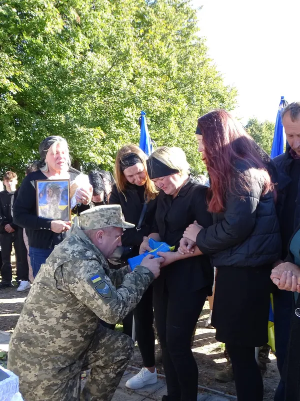 Останній бій прийняв на Сумщині: у Турійській громаді попрощалися з Ігорем Бебесом (фото)