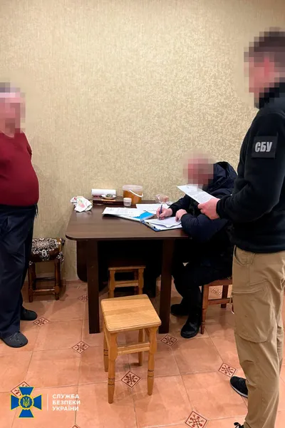 «Заробляли» на будівництві казарм: СБУ викрила посадовців Міноборони (фото)