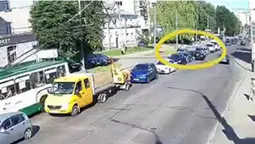 У Луцьку на Ковельській зіткнулись два «фольксвагени» (відео)