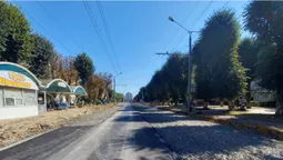 Асфальт та трохи хаосу: що коїться на проспекті Волі у Луцьку (фото, відео)