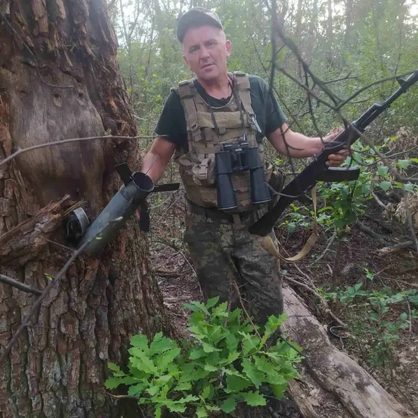 Два дні під землею та порятунок через «сало» і «цибулю»: історія воїна з Волині (фото)