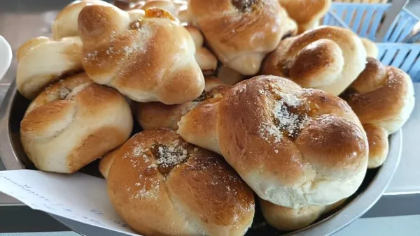 Харчування у луцьких школах: що їдять діти і скільки коштує (відео)