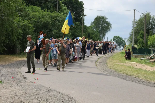 На Волині попрощалися із 42-річним Захисником Андрієм Стернічуком (фото)