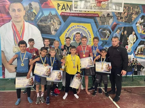 Луцький спортсмен виборов «золото» на Чемпіонаті Кіровоградської області з панкратіону (фото)