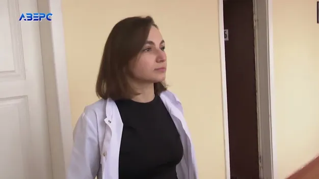 В Липинах з вікна багатоповерхівки вистрибнув військовий (відео)