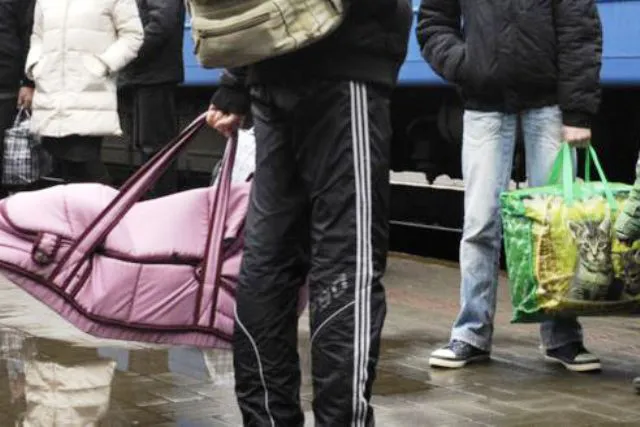 У Луцьку збирають допомогу для переселенців: що терміново необхідне