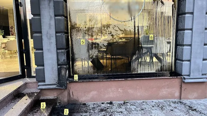 У Рівному двоє лучан підпалили магазин коктейлями Молотова