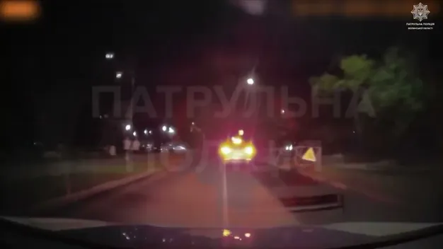 У Луцьку вночі патрульні ганялися за п'яним на «тігуані» (відео)