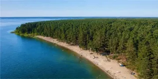 Де найкраще купатися на Волині: 10 озер із чистою водою, піщаними пляжами та неймовірними краєвидами
