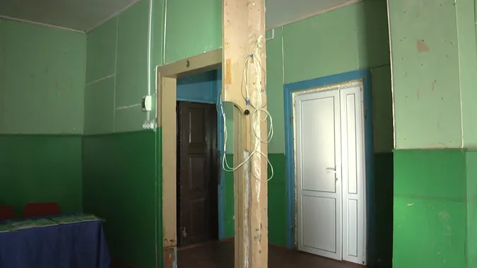 На Волині дільниця з майже тисячею виборців – в аварійному стані (відео)