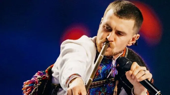 Сопілкар гурту Kalush Orchestra з Волині розповів про наміри приєднатись до брата на фронті
