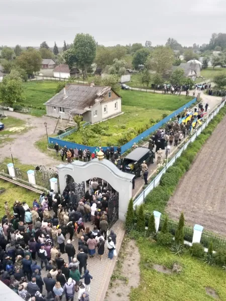 На Волині попрощалися із юним воїном Романом Климчуком (фото)