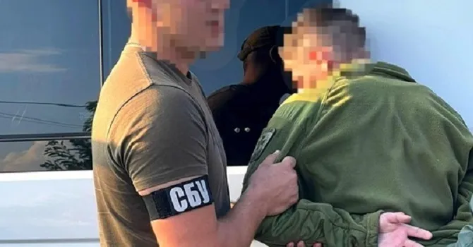 На Волині затримали прикордонника, який сприяв контрабанді сигарет (фото)