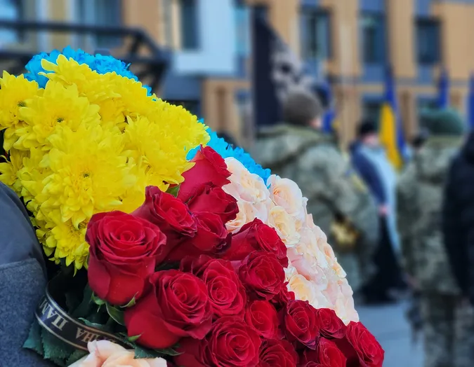 Йому б ще жити й жити: у Ковелі попрощалася із 22-річним воїном Назаром Кіперчуком (фото)