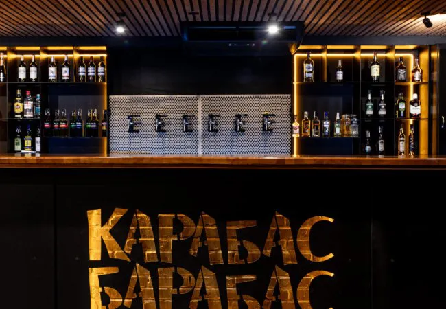 Доставка їжі у Луцьку на час карантину: ТОП закладів та телефони