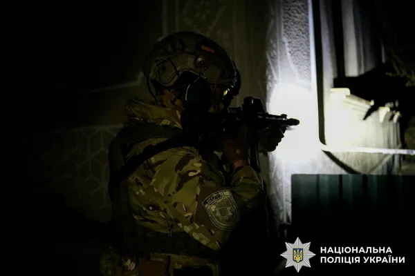 На Рівненщині затримали чоловіка, який стріляв по військових ТЦК і поліцейських (фото)