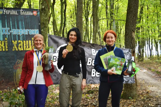 У лісі біля Луцька змагалися велосипедисти з усієї України (фото)
