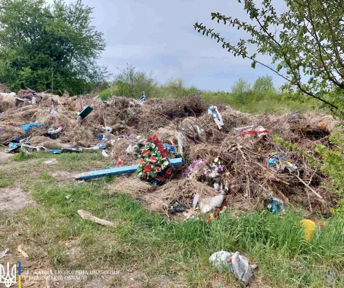 На Волині на вимогу екологів ліквідували стихійне сміттєзвалище (фото)
