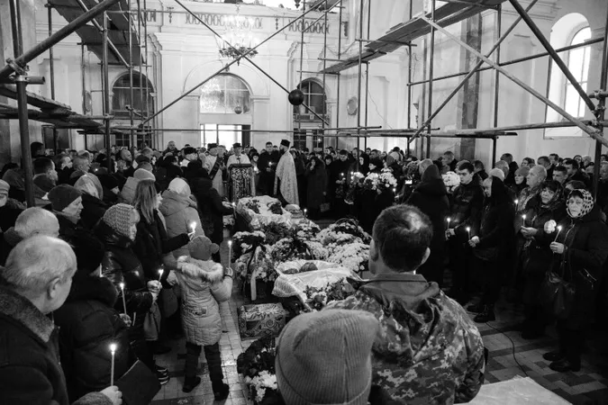 Луцьк плаче: місто прощалося з загиблими Героями