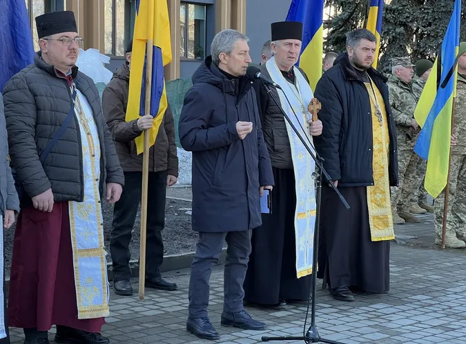 Пів року вважався зниклим: на Волині попрощалися з Героєм Анатолієм Нестеруком (фото)
