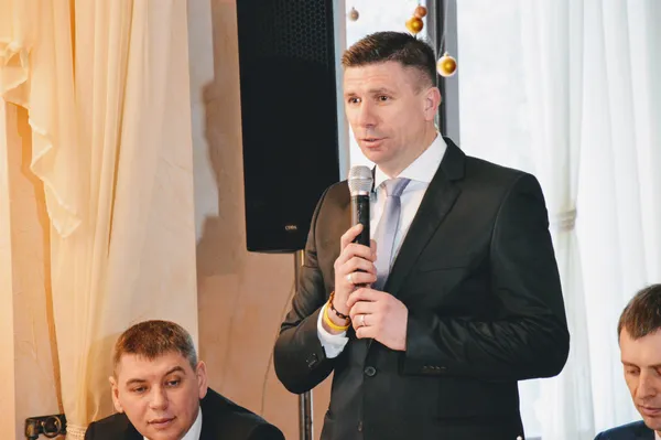 Екс-футболіст, а нині представник торгово-промислової палати Івіца Піріч