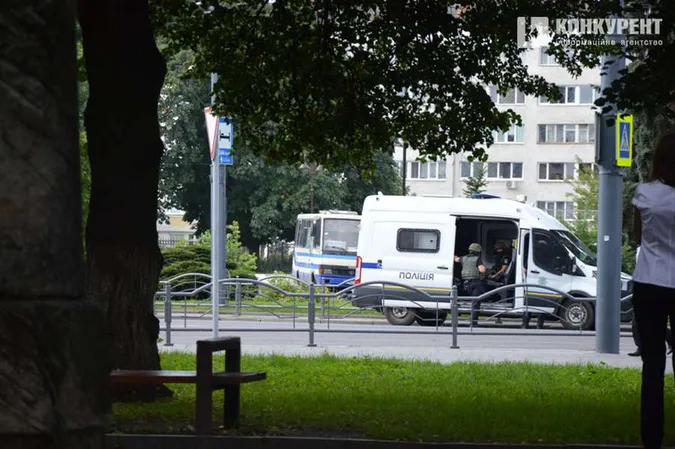 «У вас – пів години»: розмова із заручницею луцького терориста