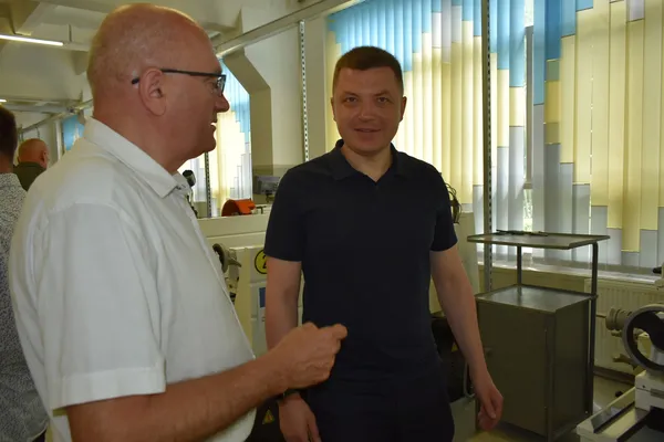 У Луцьку відкрили єдиний в області навчально-практичний центр із сучасних технологій обробки матеріалів (фото)