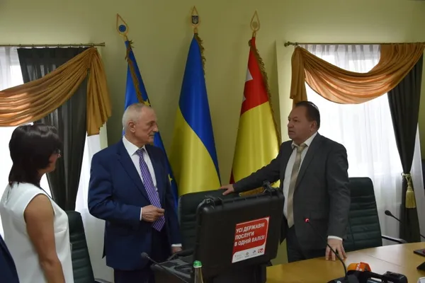 Луцький ЦНАП отримав«цифрову валізу» 