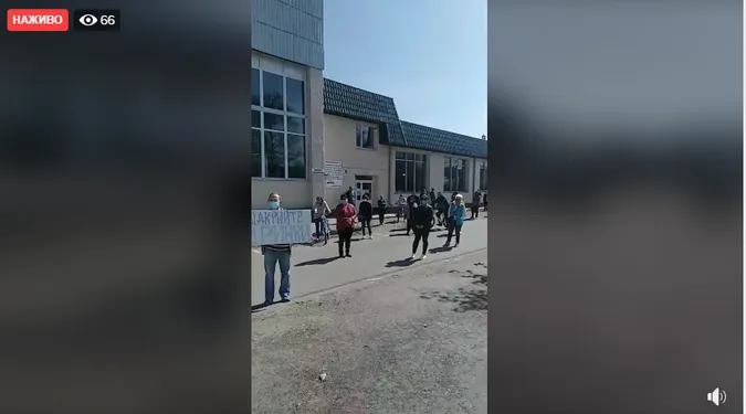 У Луцьку підприємці Центрального ринку вийшли на акцію протесту (фото, відео)