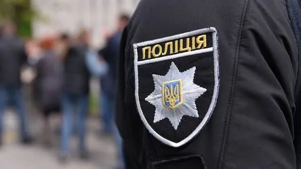 Під Луцьком патрульні покарали водія, який не пропустив пішохода (відео)