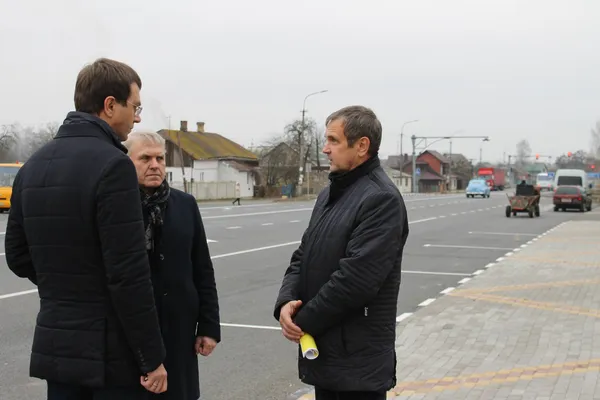 На Волині майже на 100% виконали план відновлення автодоріг держзначення, - міністр Омелян (фото)