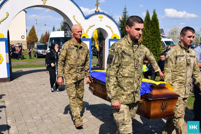 На Волині попрощалися із молодим захисником «Азовсталі» Сергієм Дишком (фото)