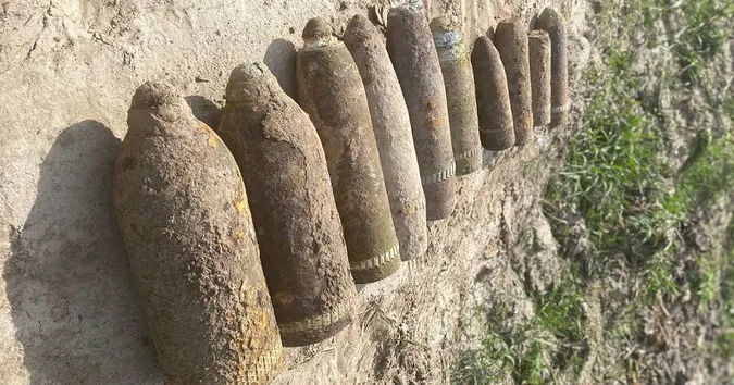 Волиняни знайшли на городах десять старих артснарядів (фото)