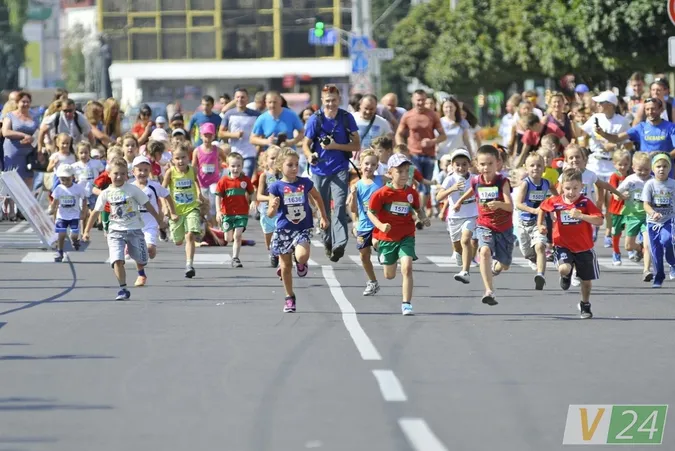 «Лучеськ півмарафон 2016»: спека, втома та щасливий фініш (фоторепортаж)