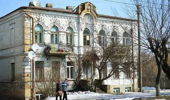 будинок на Ковельській, 18 (архівне фото)