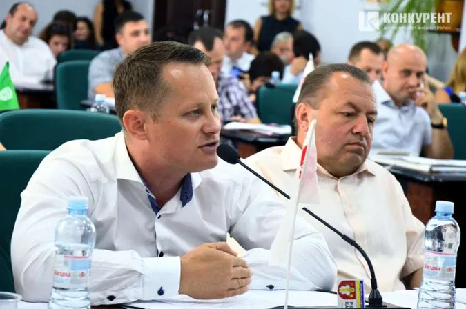 Голова обласної «Батьківщини» відреагував на чутки про «розвал» партії
