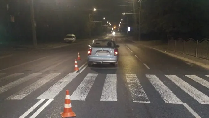 У Луцьку на переході ЗАЗ збив 31-річного чоловіка (фото)