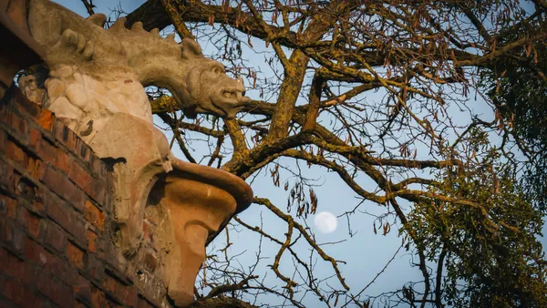 Захід сонця у квітневому Луцьку: фото, які заворожують